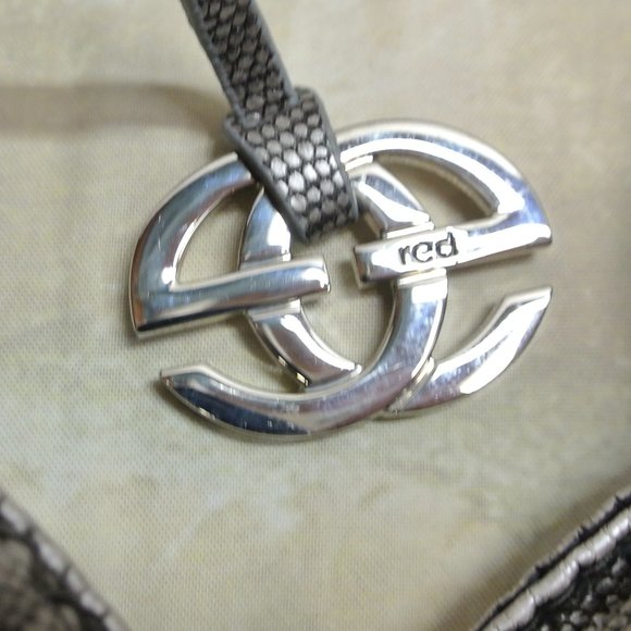 Marc Ecko Red Pewter Bow Shoulder Bag - Picture 4 of 11